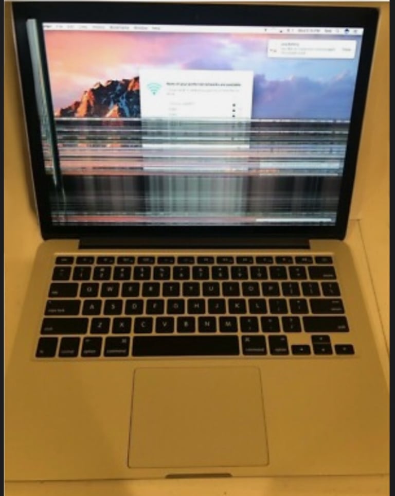 Macbook Pro 2015 damaged 13inch screen i5 A1425 