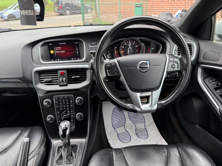 2019 Volvo V40 1.5 T3 R-Design Edition Auto Euro 6 (s/s) 5dr HATCHBACK Petrol Automatic