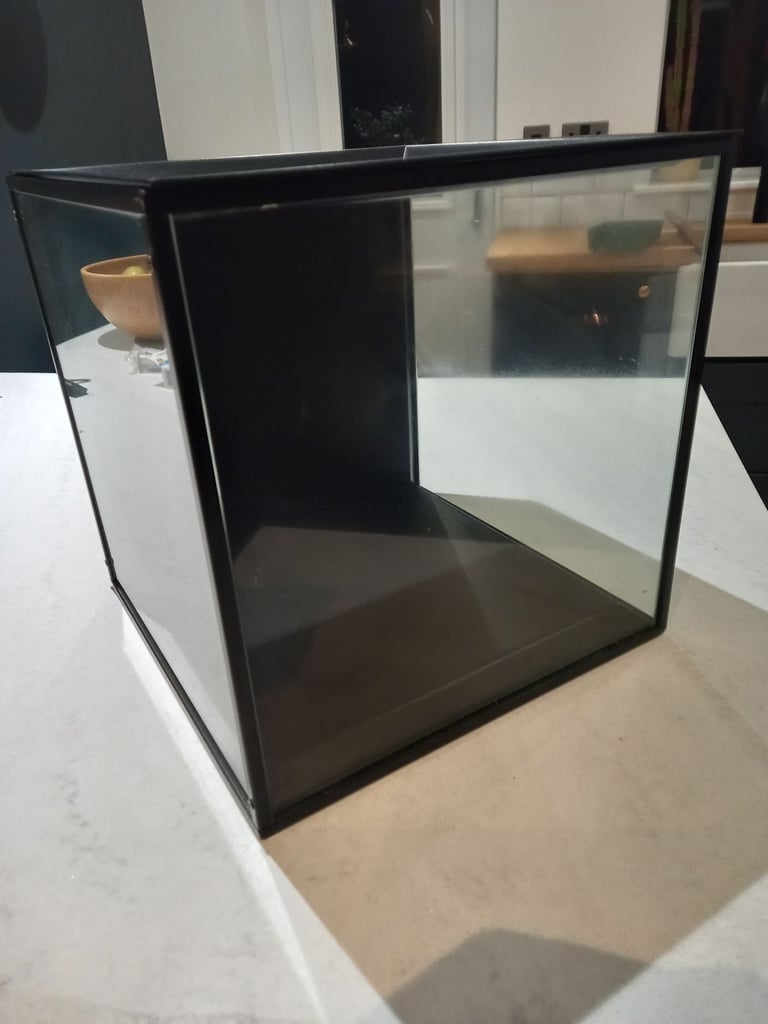 Ikea SAMMANHANG display box