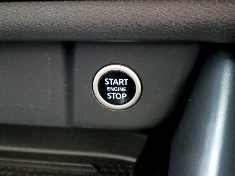 2022 Nissan Qashqai 1.3 Tekna + DiG-T MHEV 5DR Suv Petrol hybrid Suv Hybrid Manual