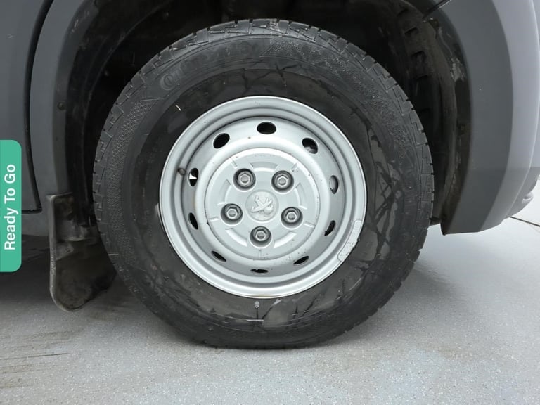 2017 Peugeot Boxer 2.0 BlueHDi 440 Minibus 4dr Diesel Manual L4 H2 Euro 6 (130 ps) Minibus Diesel...