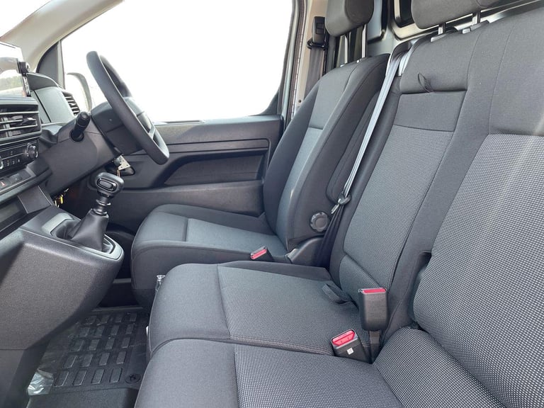  Vauxhall Vivaro Panel 2.0 Turbo D Pro Xl Panel Van 6dr Diesel Manual Lwb Euro
