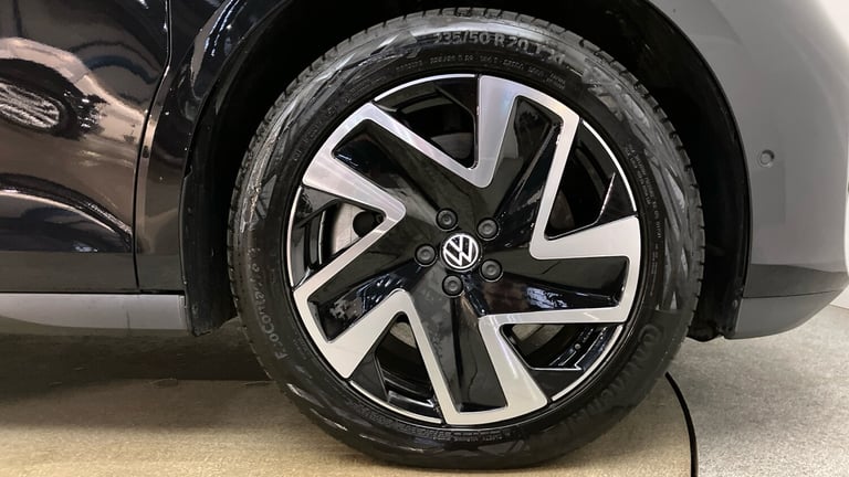 2025 Volkswagen ID.Buzz 210kW Style Pro 86kWh 5dr LWB Auto [7 Seat] Electric Estate Estate Electr...