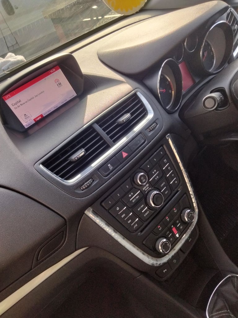 Vauxhall, MOKKA, Hatchback, 2014, Manual, 1686 (cc), 5 doors