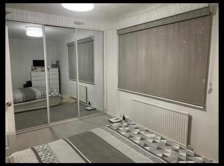 2 Rooms in 2 Bedroom Modern House 