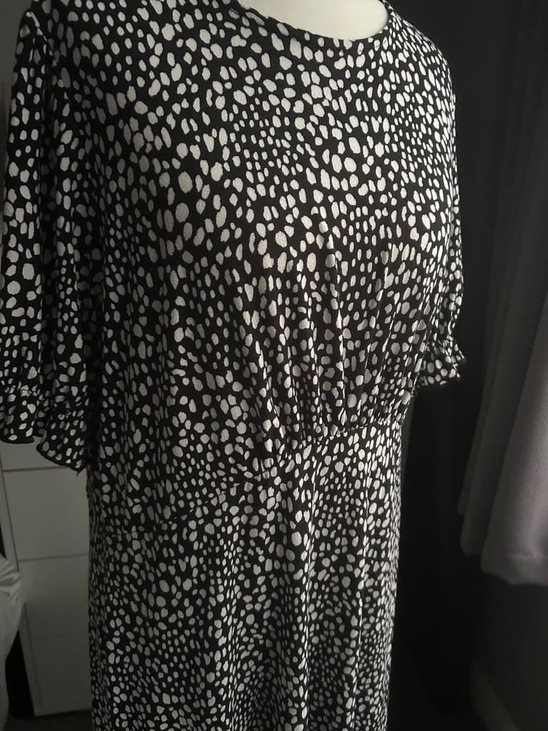 image for Ladies dress. Size 16