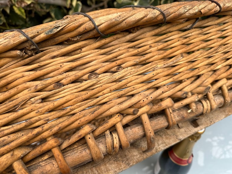 ANTIQUE FRENCH GRAPE HARVESTING BASKET, CHAMPAGNE PANIER DE VENDANGES, 87x57cm, 1900s - WILL POST!