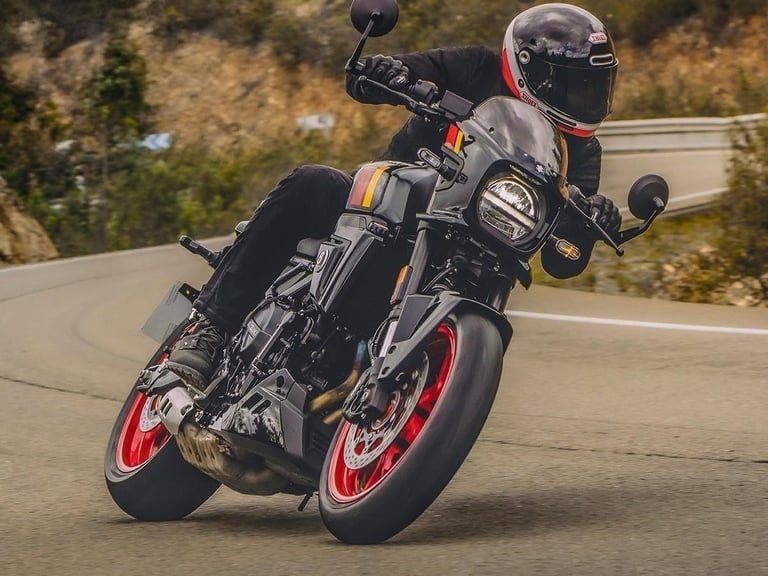 2025 Suzuki GSX-8TT GSX-8 Brand new model available now!