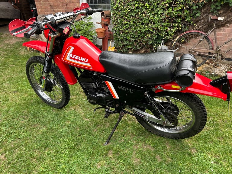 Suzuki, 1980, 250 (cc)