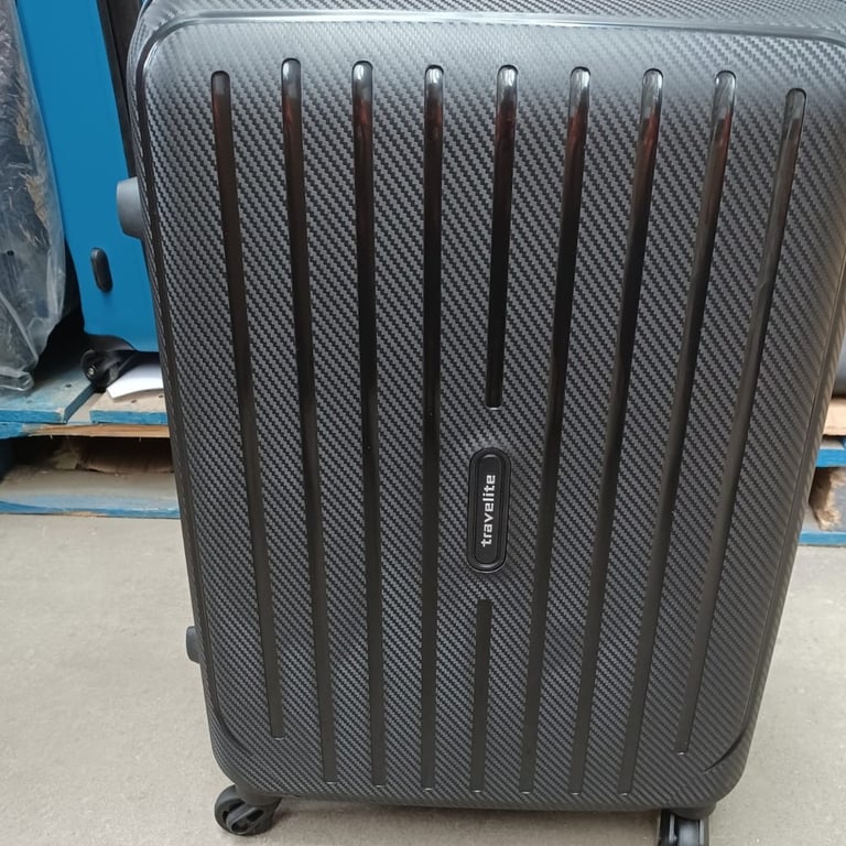 New TRAVELITE Luggage,Suitcase Medium 70L 4 wheels Travel