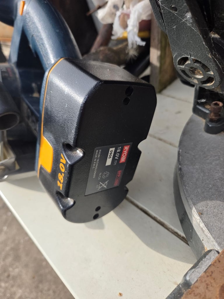 Electric saws and drill 