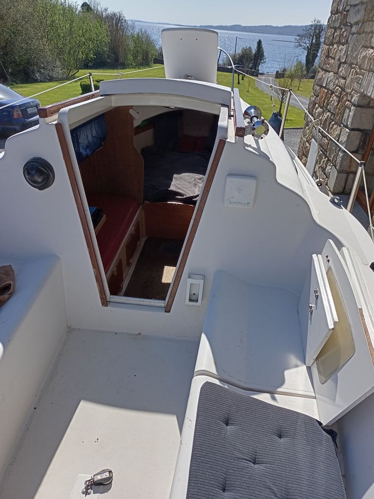 23ft Pandora Sailing Yacht with Road Trailer