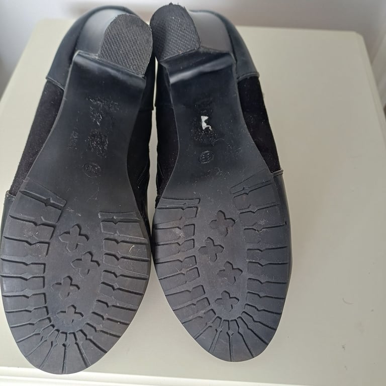 Black Wallis Ankle Boots - Size 6