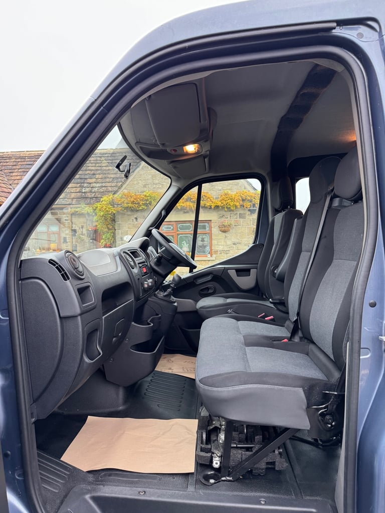 2016 Renault Master 2016 RENAULT MASTER 2.3 DCI SL28 BUSINESS SWB WINDOW VAN PANEL VAN Diesel Manual