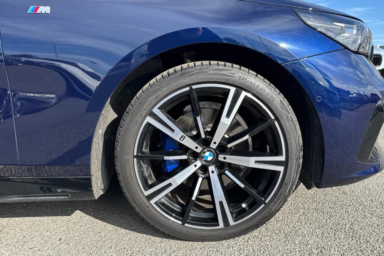 2024 BMW 5 Series 520i M Sport Pro 4dr Auto Saloon Petrol Automatic