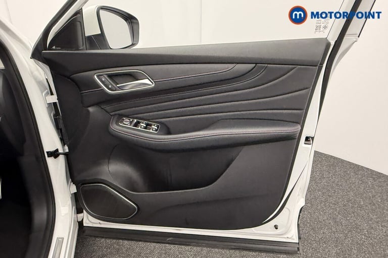 2024 MG MG HS 1.5 T-GDI Trophy 5dr DCT SUV Petrol Automatic