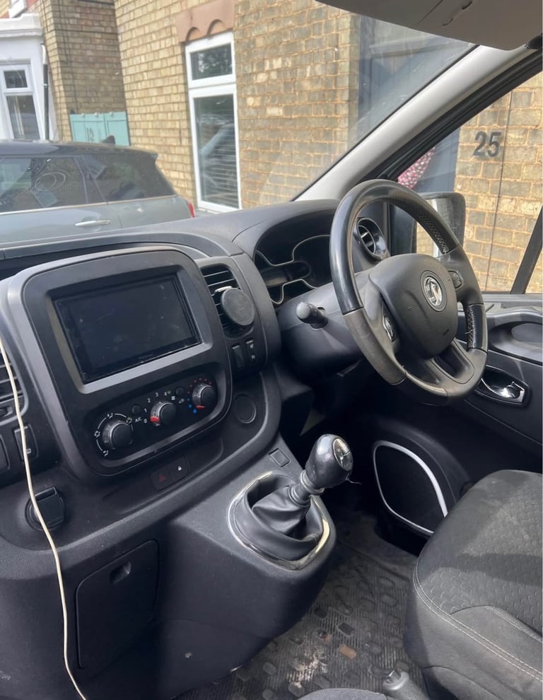Vauxhall, VIVARO, Panel Van, 2018, Manual, 1598 (cc)