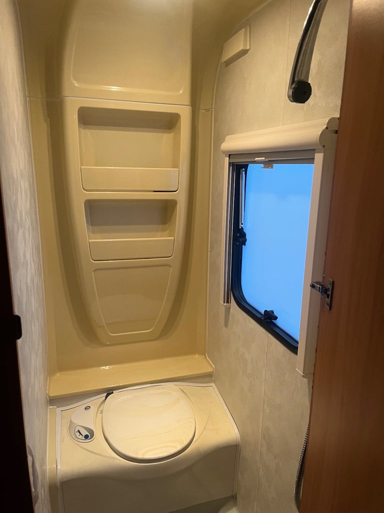 Adria Adora 523 2005 (4Berth)
