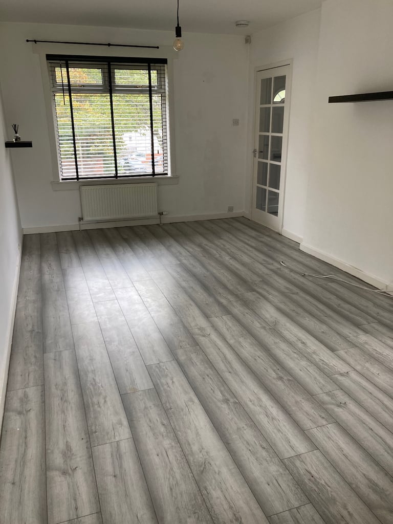 UNFURNISHED 2 Bed House