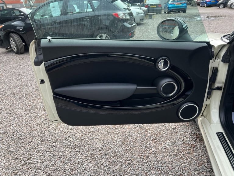 2012 12 MINI CONVERTIBLE 1.6 COOPER S CONVERTIBLE 2DR PETROL MANUAL EURO 5 (S/S)