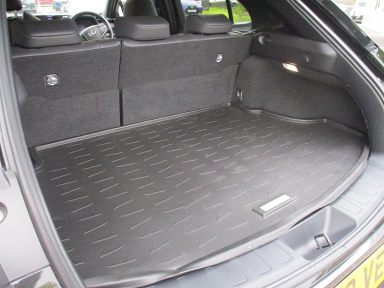 2022 Lexus UX 2.0 250h Takumi SUV 5dr Petrol Hybrid E-CVT Euro 6 (s/s) (184 ps) ESTATE Petrol/Ele...