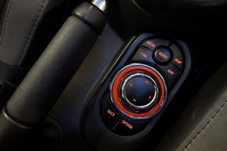 2022 MINI Hatch 1.5 Cooper Sport 5dr Auto HATCHBACK PETROL Automatic