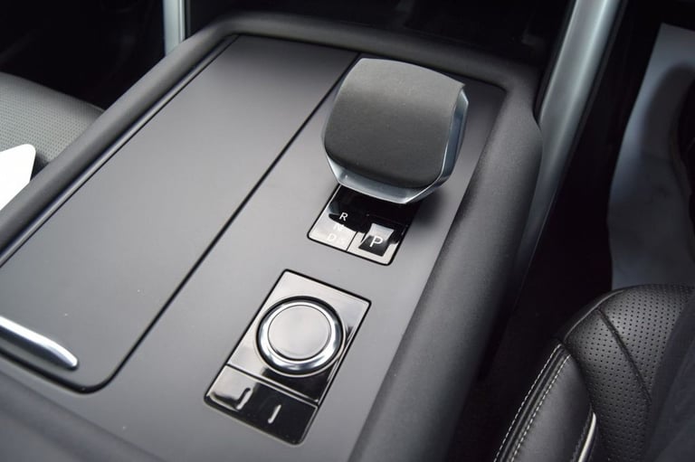 2023 23 LAND ROVER DISCOVERY 3.0 D300 MHEV R-DYNAMIC HSE SUV 5DR DIESEL AUTO 4WD