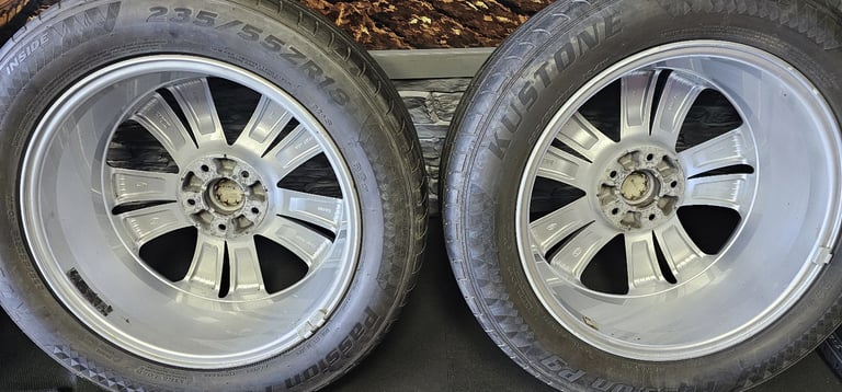 Kia Genuine 18 alloy wheels + 4 x tyres 235 55 18