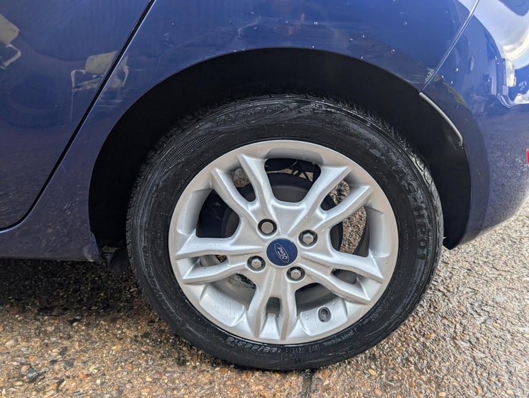 2016 Ford Fiesta 1.25 Zetec Hatchback 5dr Petrol Manual Euro 6 (82 ps) Hatchback Petrol Manual