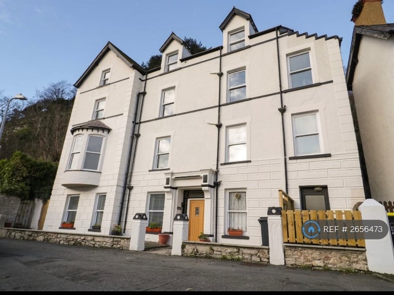 image for 1 bedroom flat in Llwynon Gardens, Llandudno, LL30 (1 bed) (#2656473)