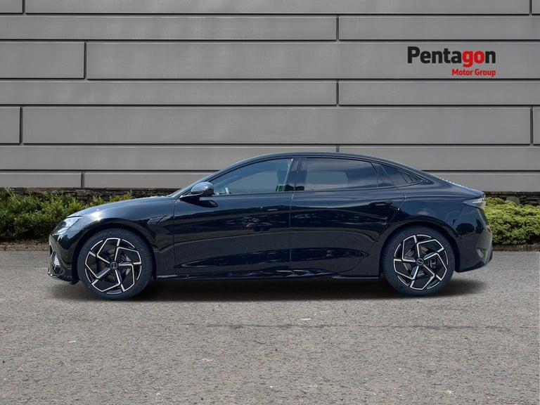 Byd Seal 82.5kwh Excellence Saloon 4dr Electric Auto Awd 530 Ps Electric