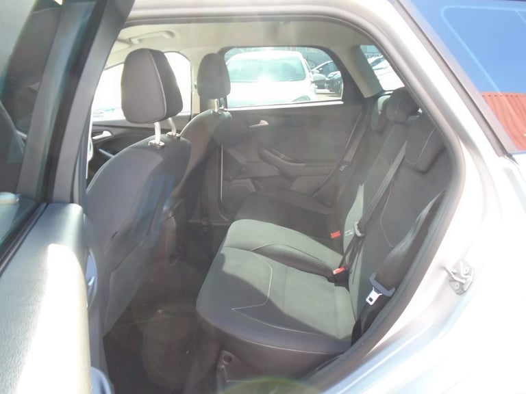 2016 Ford Focus 1.5 TDCi Zetec Euro 6 (s/s) 5dr Diesel