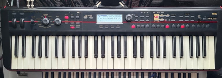 Korg Kross - 61 (original model), with original Korg Gig Bag. FREE UK Shipping available