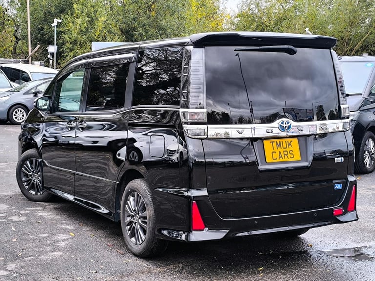 2021 Toyota Voxy 1.8 Hybrid Automatic 7 Seats 5dr ULEZ Free MPV Petrol/Electric Hybrid Automatic