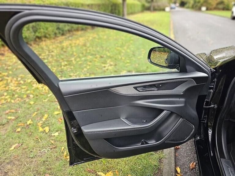 2021 Jaguar XE D200 MHEV R-Dynamic SE Saloon Diesel Automatic