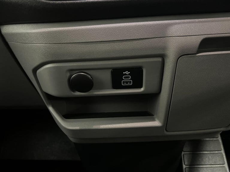 2024 Ford Transit Custom 2.0 300 EcoBlue Limited Auto L2 H1 Euro 6 (s/s) 5dr Panel Van Diesel Aut...