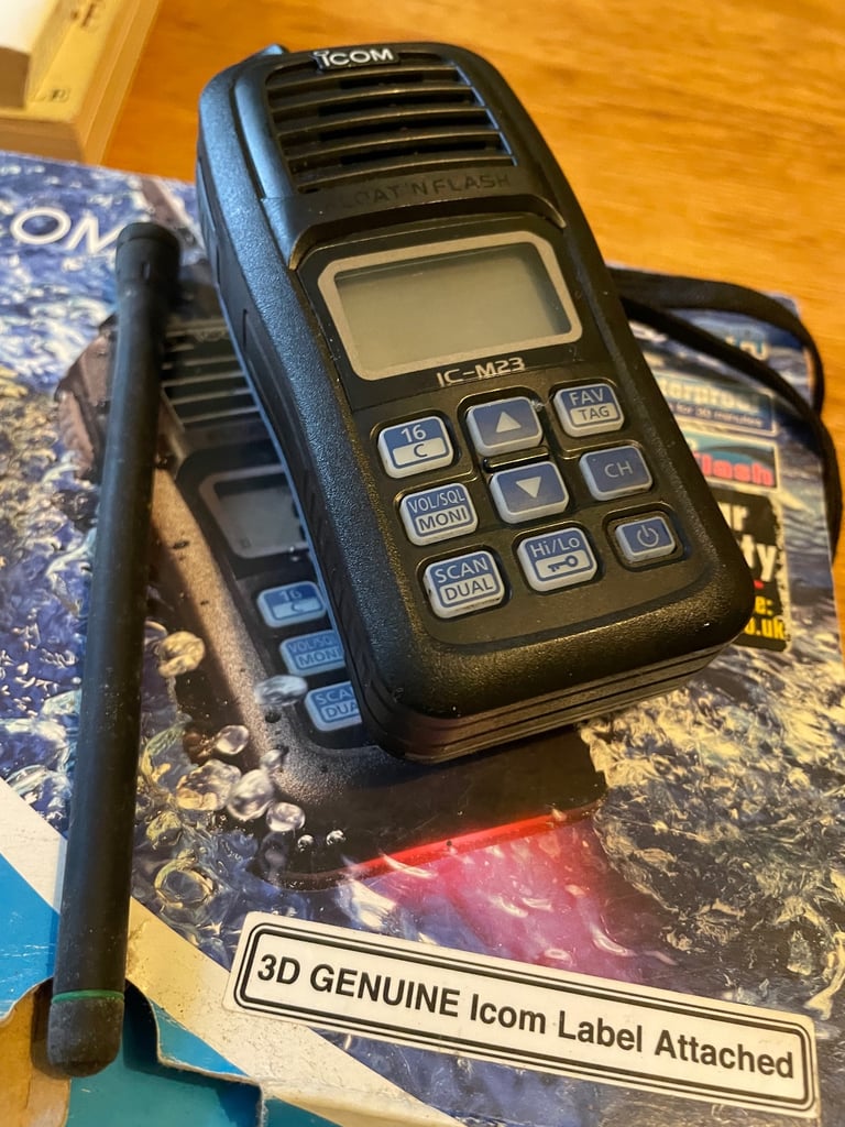 Icom vhf transceiver 