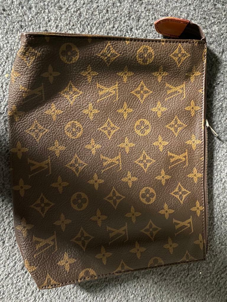 Louis Vuitton wallet - health and beauty - by owner - household sale -  craigslist