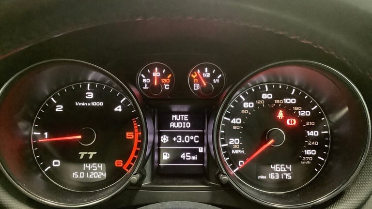 2011 Audi TT 2011 2.0 TDI Quattro Sport 2dr [2011] WHITE HALF LEATHER SERVICE HISTORY COUPE Diese...
