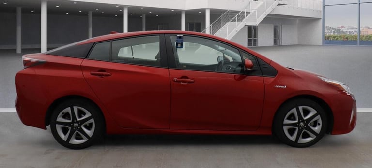2018 Toyota Prius 1.8 VVTi Business Edition Plus 5dr CVT HATCHBACK PETROL/ELECTRIC Automatic