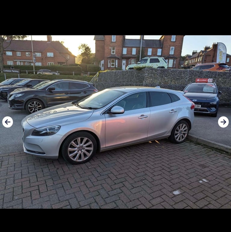 2015 Volvo V40 2.0 D3 SE Lux Nav Euro 5 (s/s) 5dr HATCHBACK Diesel Manual