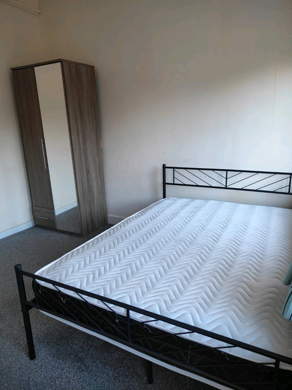 Double room for rent