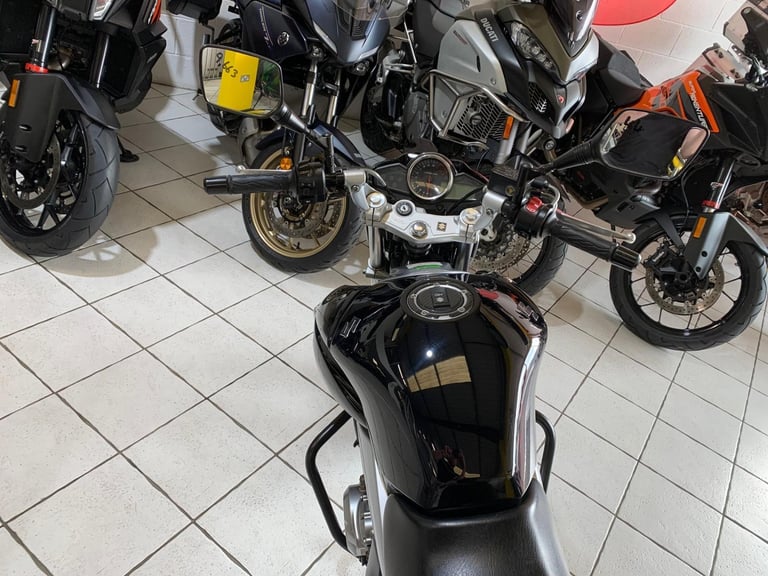 Suzuki GW Inazuma 250  2014