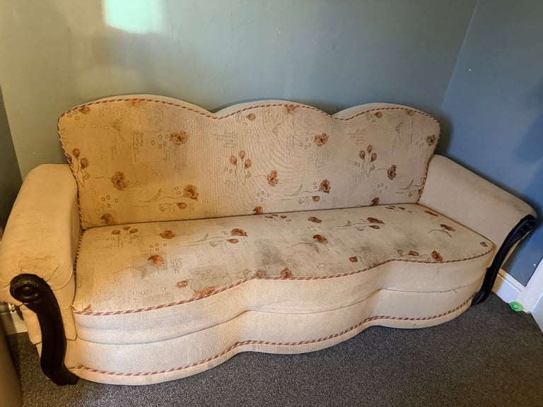 3 seater sofa come bed