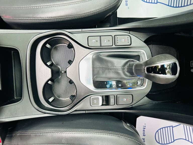 2016 Hyundai Santa Fe 2.2 Santa Fe Premium SE Blue Drive CRDi Auto 4WD 5dr SUV Diesel Automatic