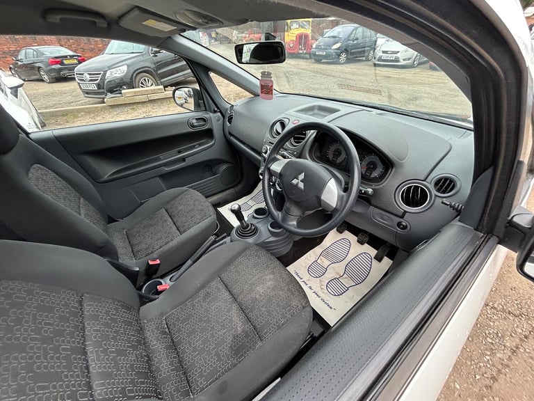 MITSUBISHI COLT 1.1 CZ1 2009