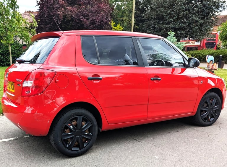 2012 Skoda Fabia 1.2 TSi DSG Automatic 5dr. 99800 Miles. PX OK. CHEAP on Fuel. HATCHBACK Petrol A...