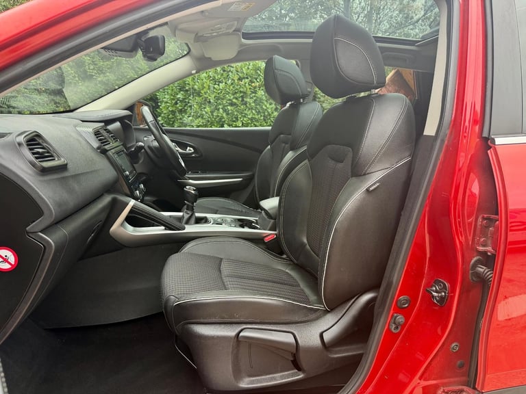 Renault Kadjar 1.6 dCi Signature Nav Euro 6 5dr DIESEL MANUAL 2016/65