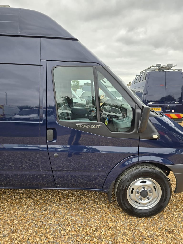 2013 Ford Transit 2.2 TDCi 350 Panel Van 5dr Diesel Manual FWD L2 H1 (209 g/km, 123 bhp) Panel Va...