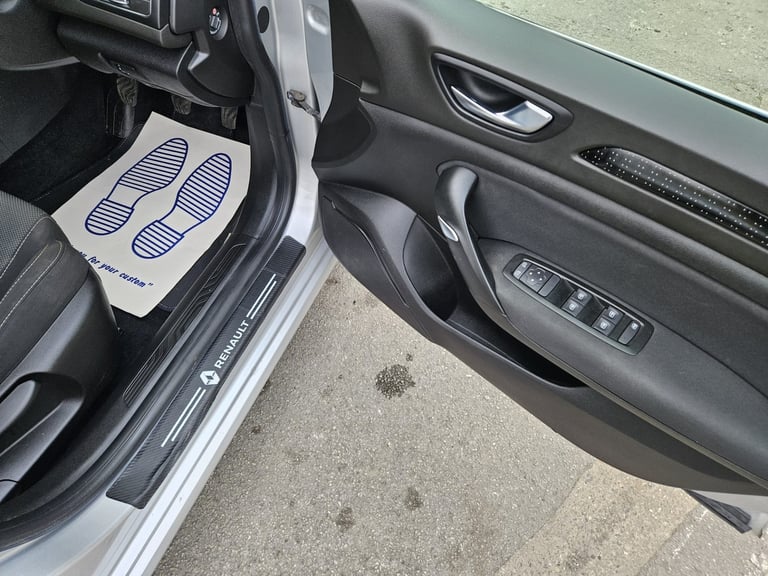 2019 Renault Megane 1.3 TCE Play 5dr ESTATE Petrol Manual